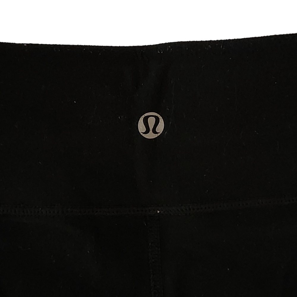 Lululemon Reversible Flare Leggings - Black & White - Picture 11 of 11